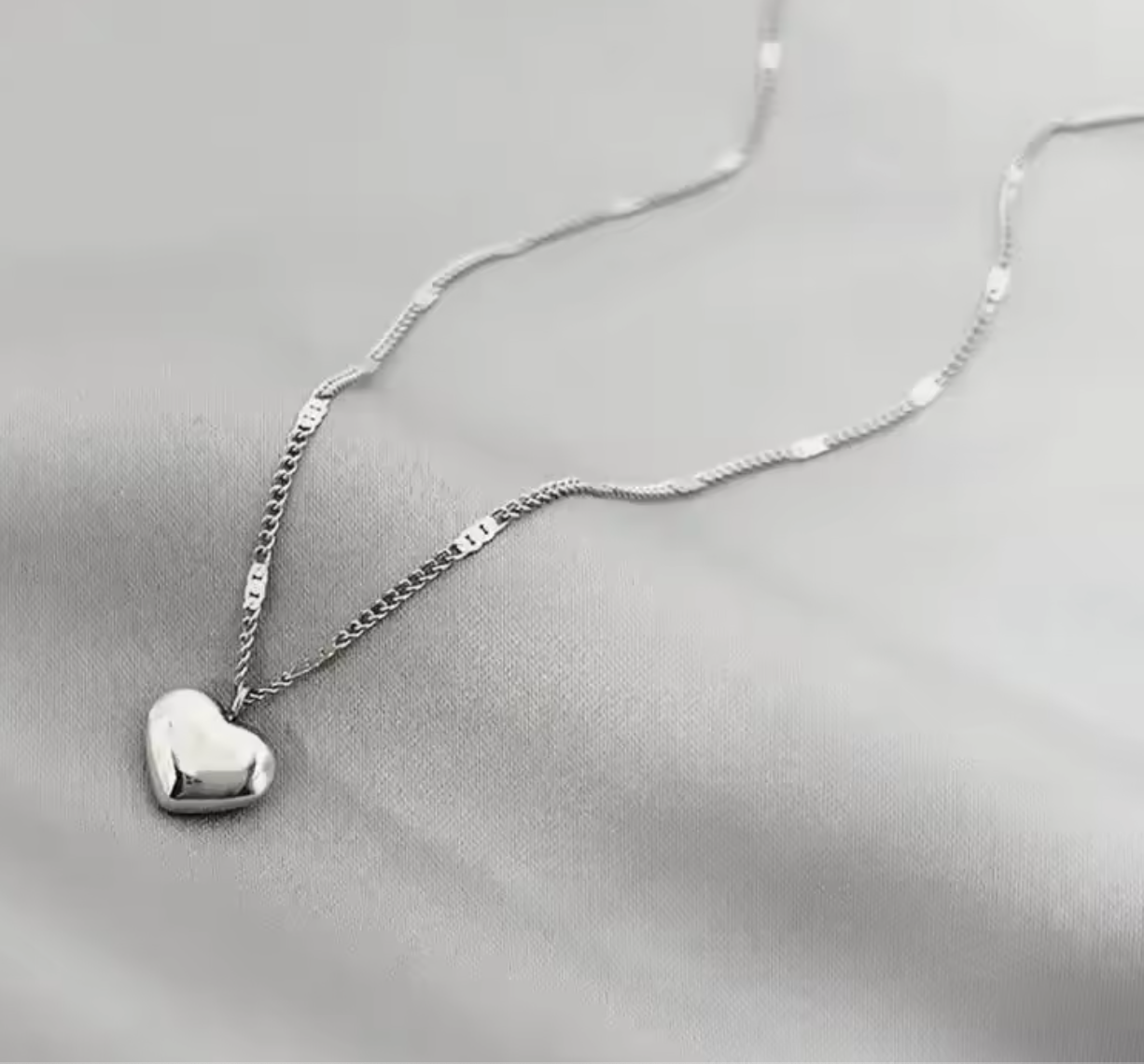 Simple Sweet Couple Clavicle Chain