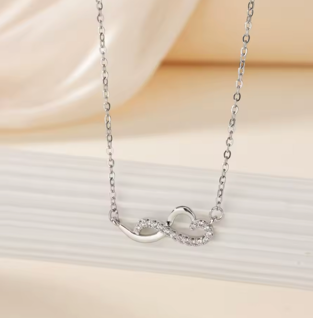 Classic Heart Pendant Necklace for Women