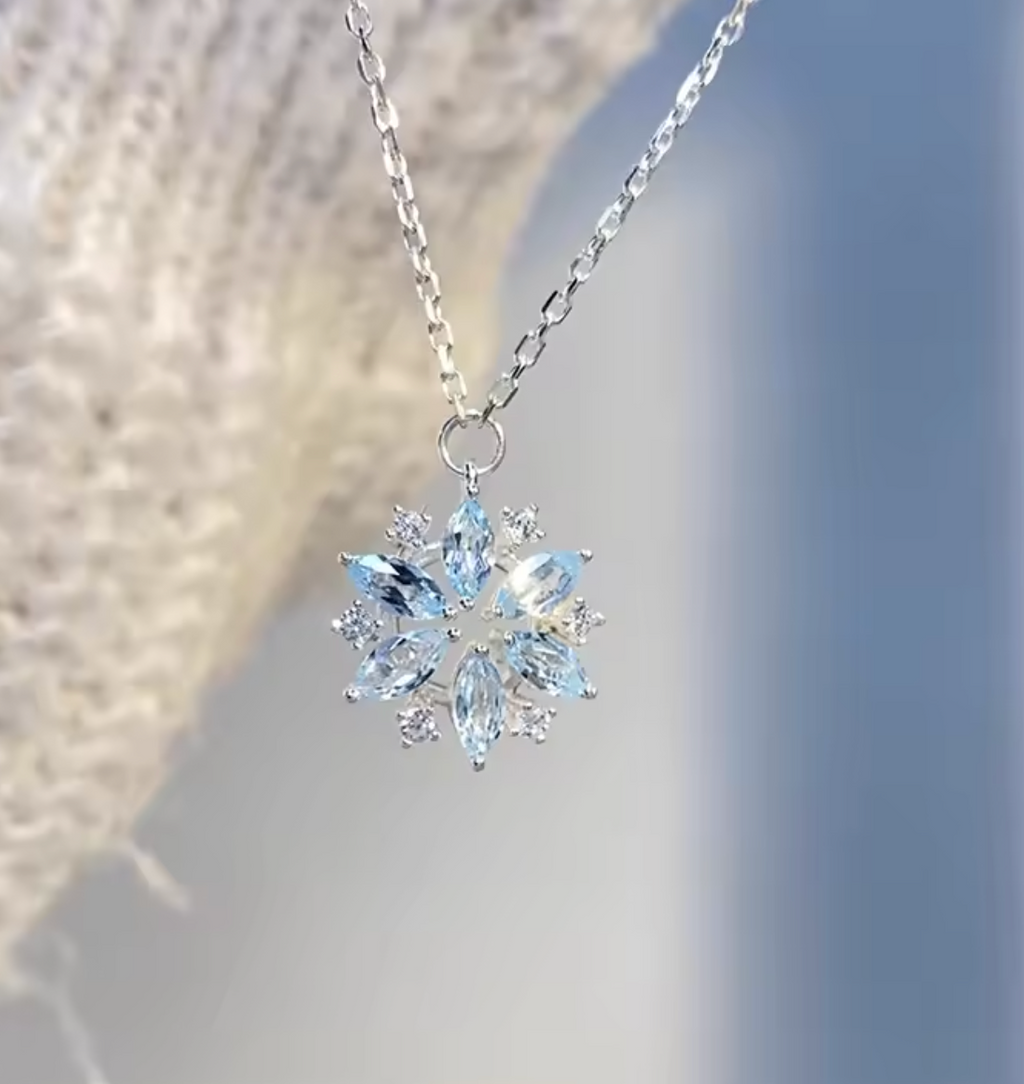 925 Sterling Silver Snowflake Necklace