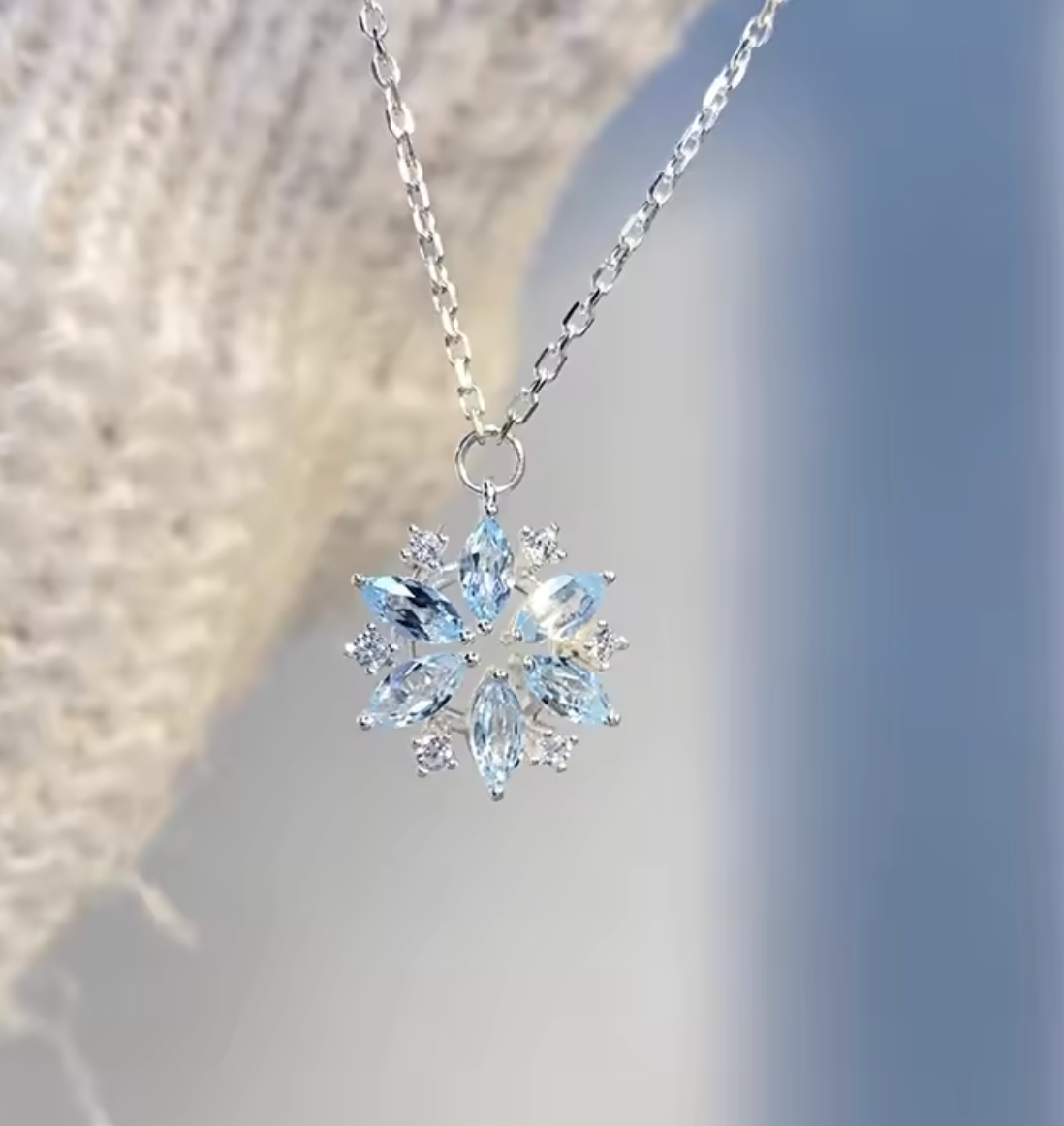 925 Sterling Silver Snowflake Necklace
